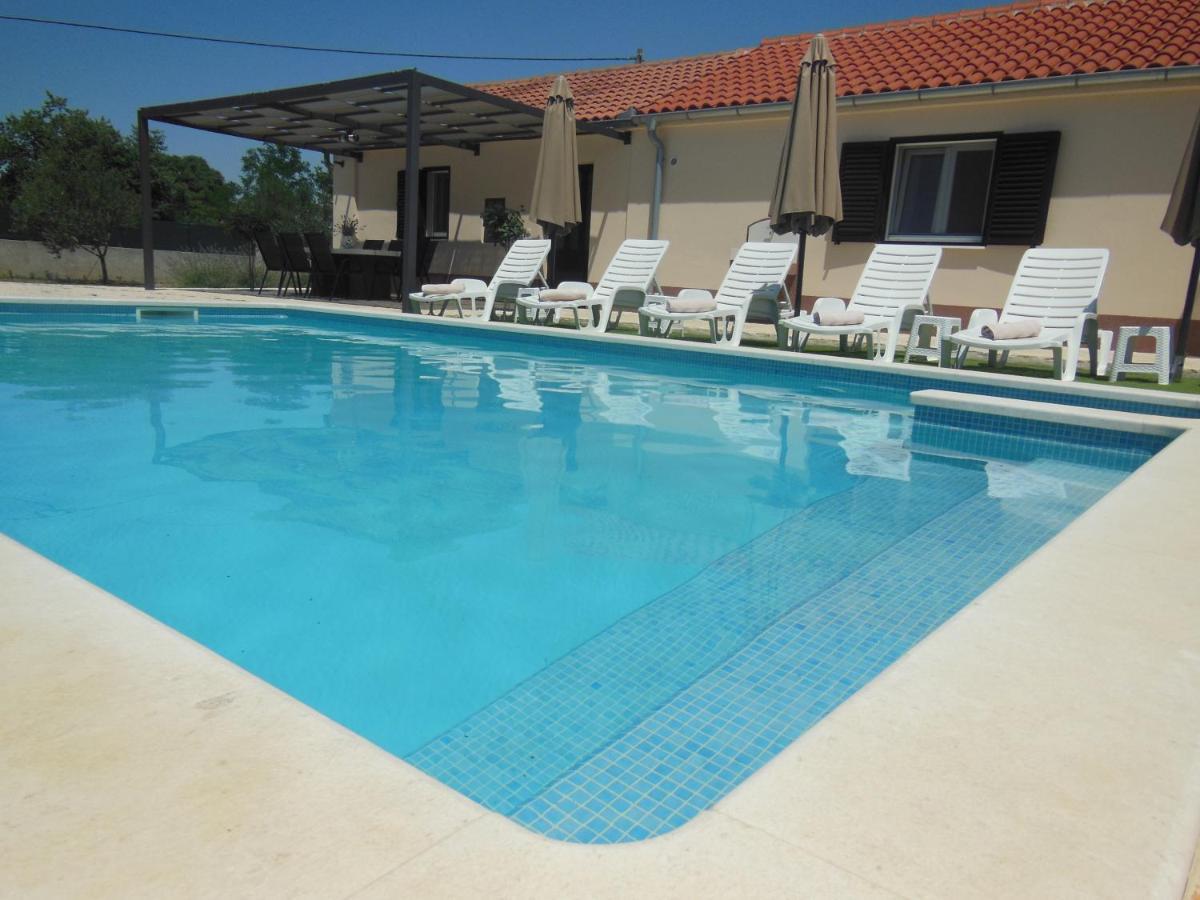 Holiday Home Tuta Polaca Exterior photo